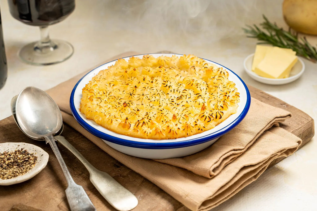 Falcon Round Pie Dish Various Sizes: 14cm, 16cm, 18cm, 20cm, 22cm, 24cm or 26cm