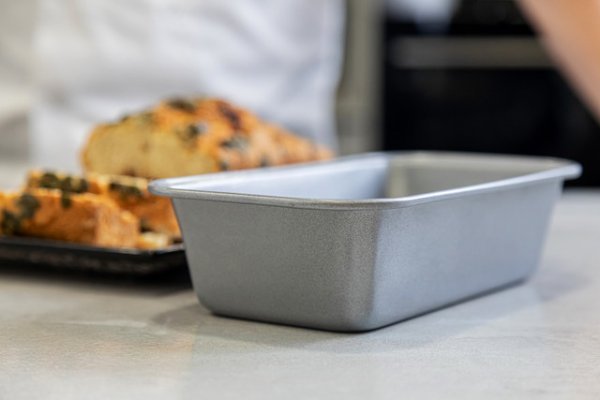 KitchenCraft Non-Stick 2lb Loaf Pan - Image 8