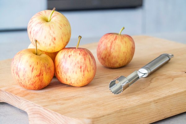 KitchenCraft Oval Handled Stainless Steel Apple Corer - Image 5