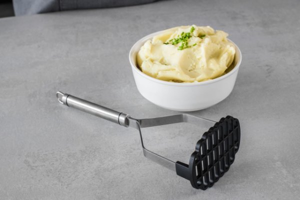 KitchenCraft Professional Non-Stick Masher - Image 5