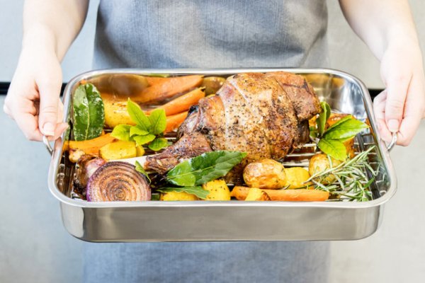 KitchenCraft Stainless Steel Roasting Pan, 43cm x 31cm - Image 5