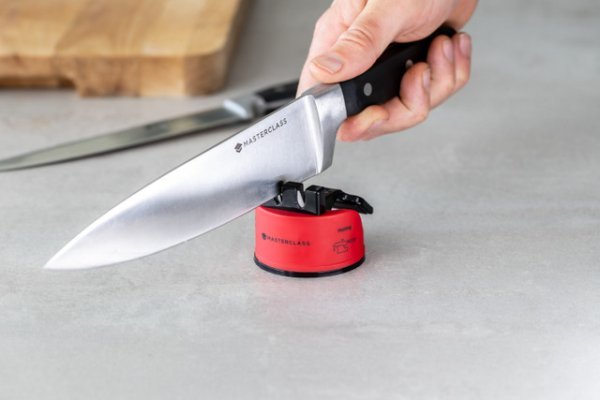 MasterClass Smart Sharp Dual Knife Sharpener Red - Image 7