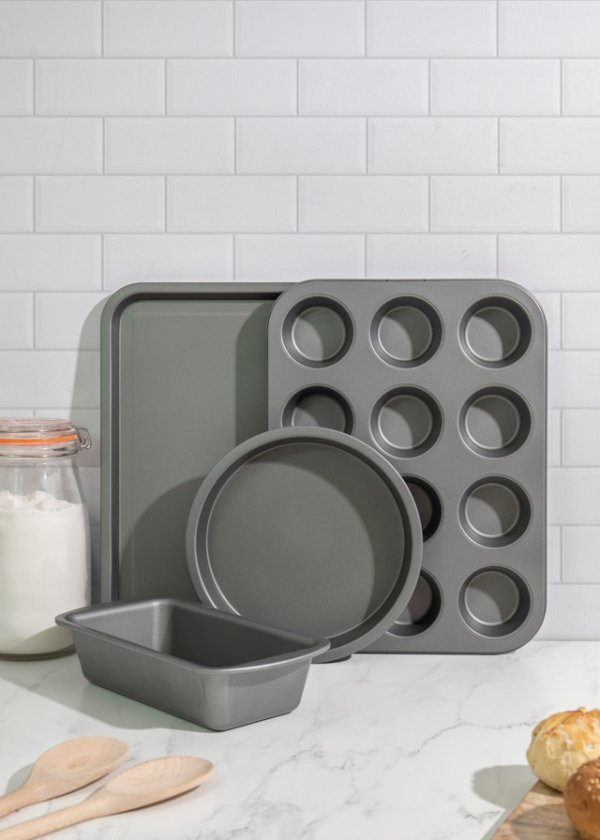 KitchenCraft 4-Piece Carbon Steel Non-Stick Bakeware Set - Image 6