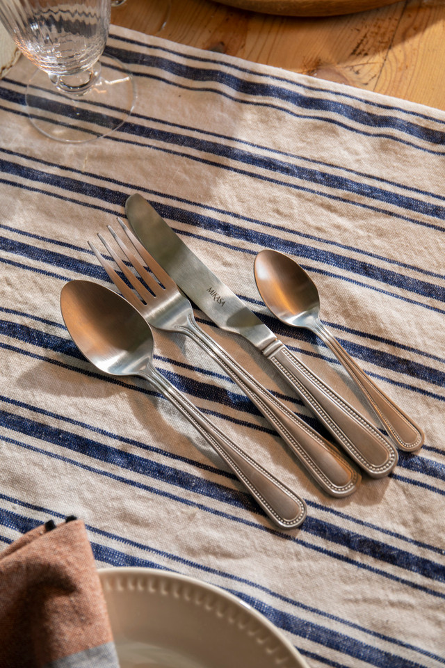 Mikasa Portobello Stainless Steel Cutlery Set 16 Piece - Image 4