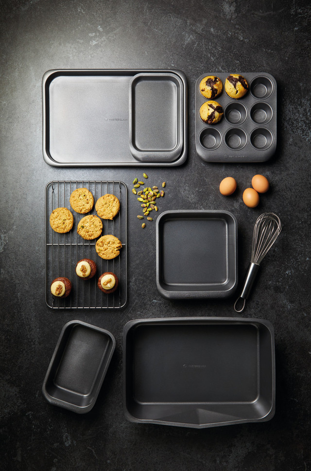 MasterClass Smart Space 7 Piece Non-Stick Roasting Set - Image 6
