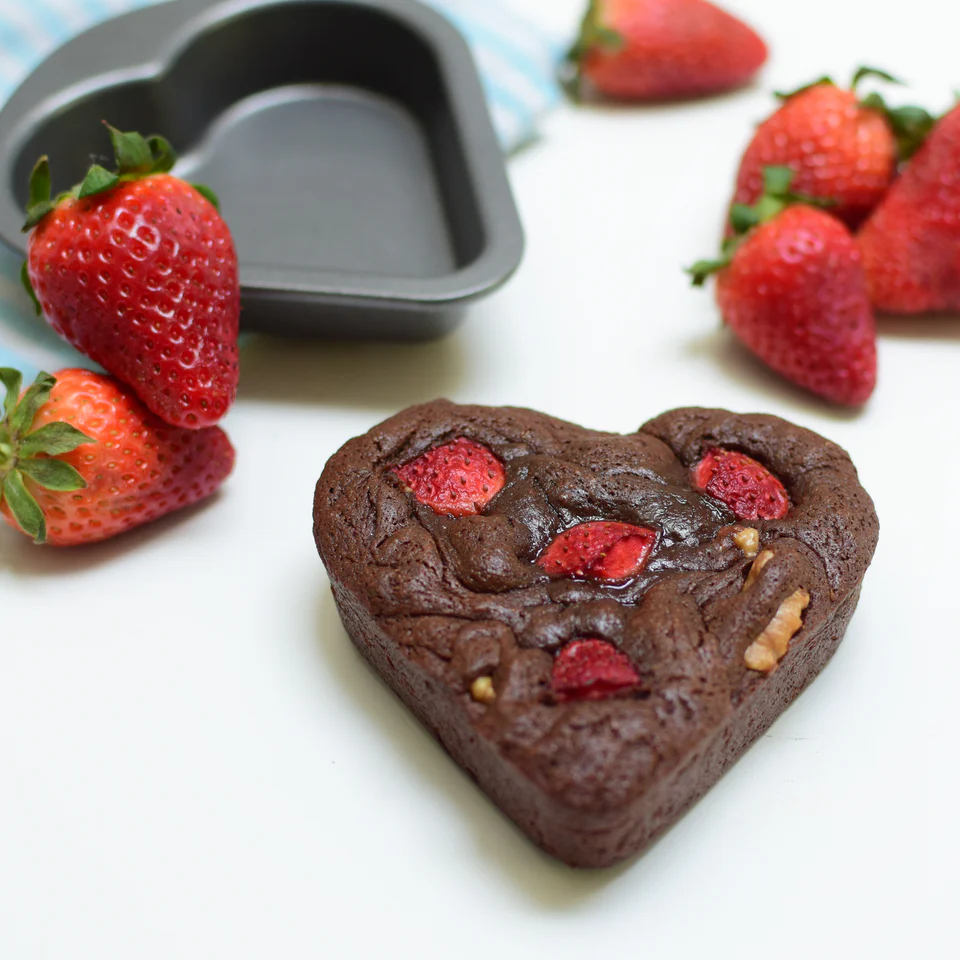 Tala Everyday 2 Mini Heart Cake Pans - Image 3