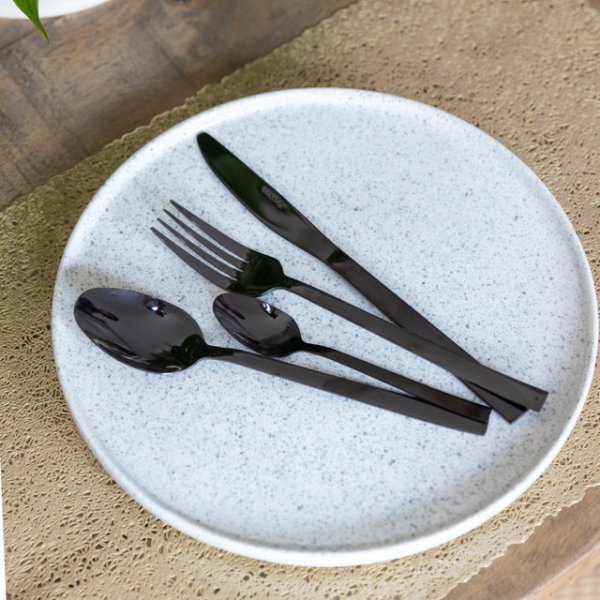 Mikasa Ciara Diseno 16 Piece Cutlery Set Black - Image 5
