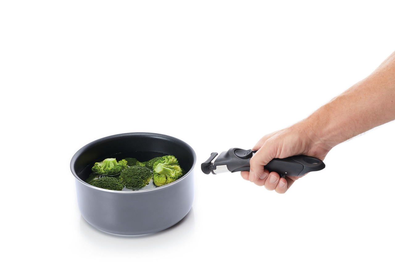 MasterClass Smart Space Stacking Pans Set of 3, 17cm, 19.5cm & 21cm - Image 4