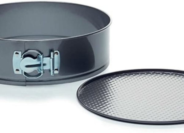 Kitchencraft Cake Tin Set 3 Piece - Image 4